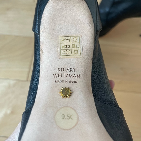 STUART WEITZMAN 100 STRETCH BOOTIE - Picture 5 of 5